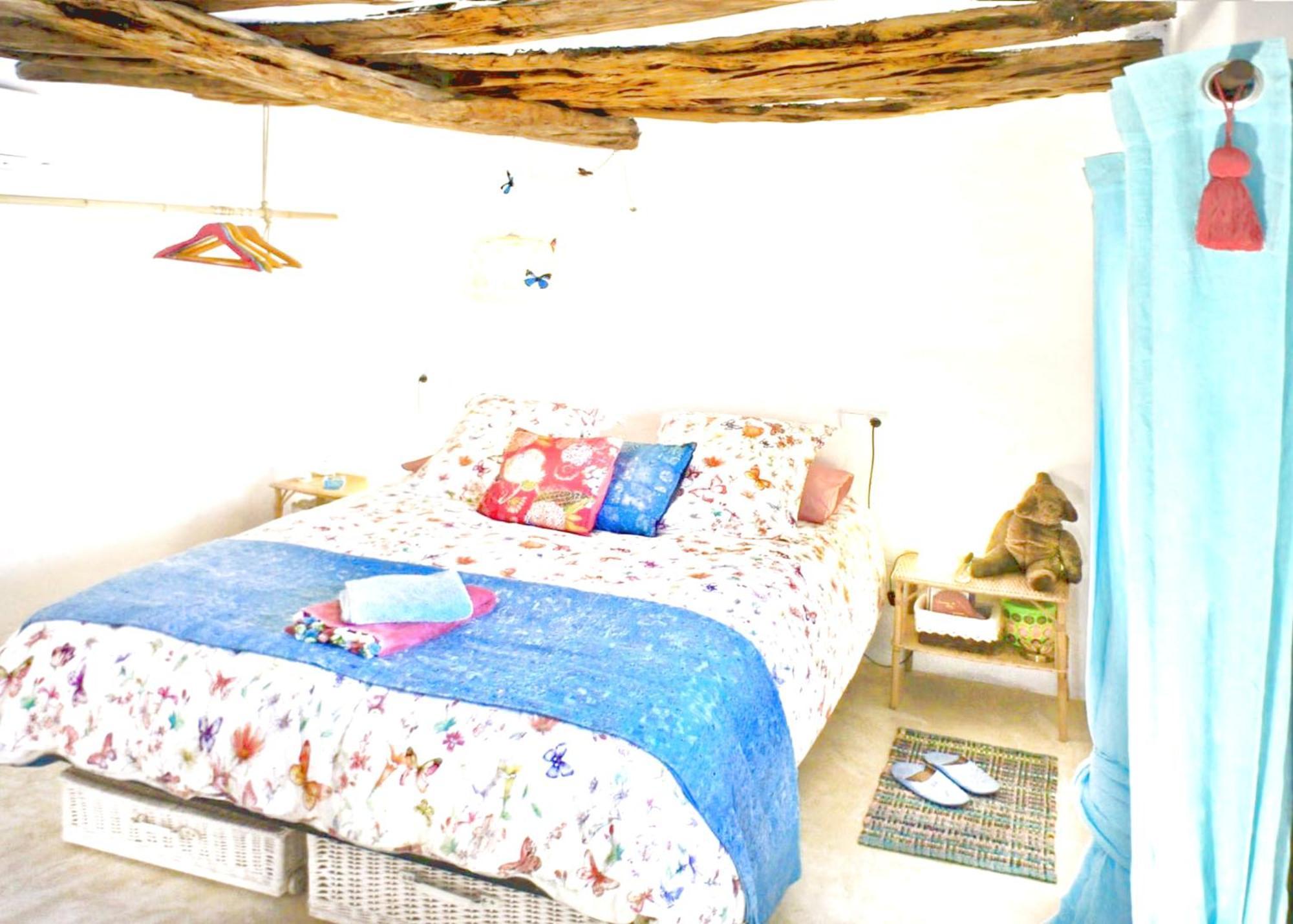 Apartment Authentic Family House Summer