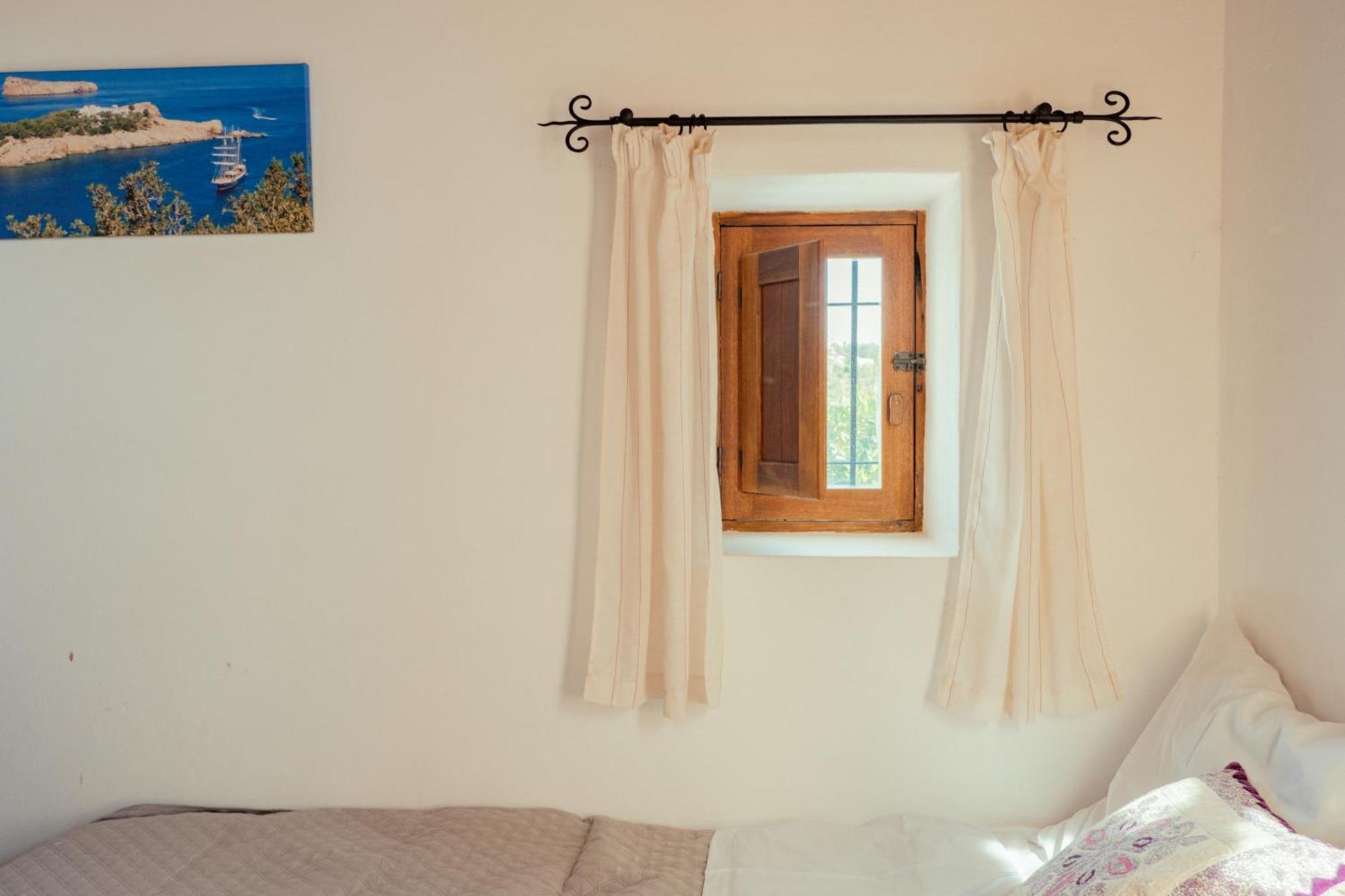 Casa Mariposa Benirras * Sant Miquel De Balansat