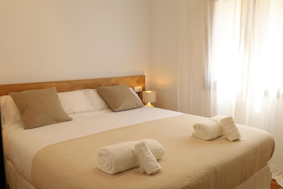 Villa Rafel Is A 5 Minute Walk From The Amazing View Calm Area Renewed 100 Porcien On 2024 Pool Ac *