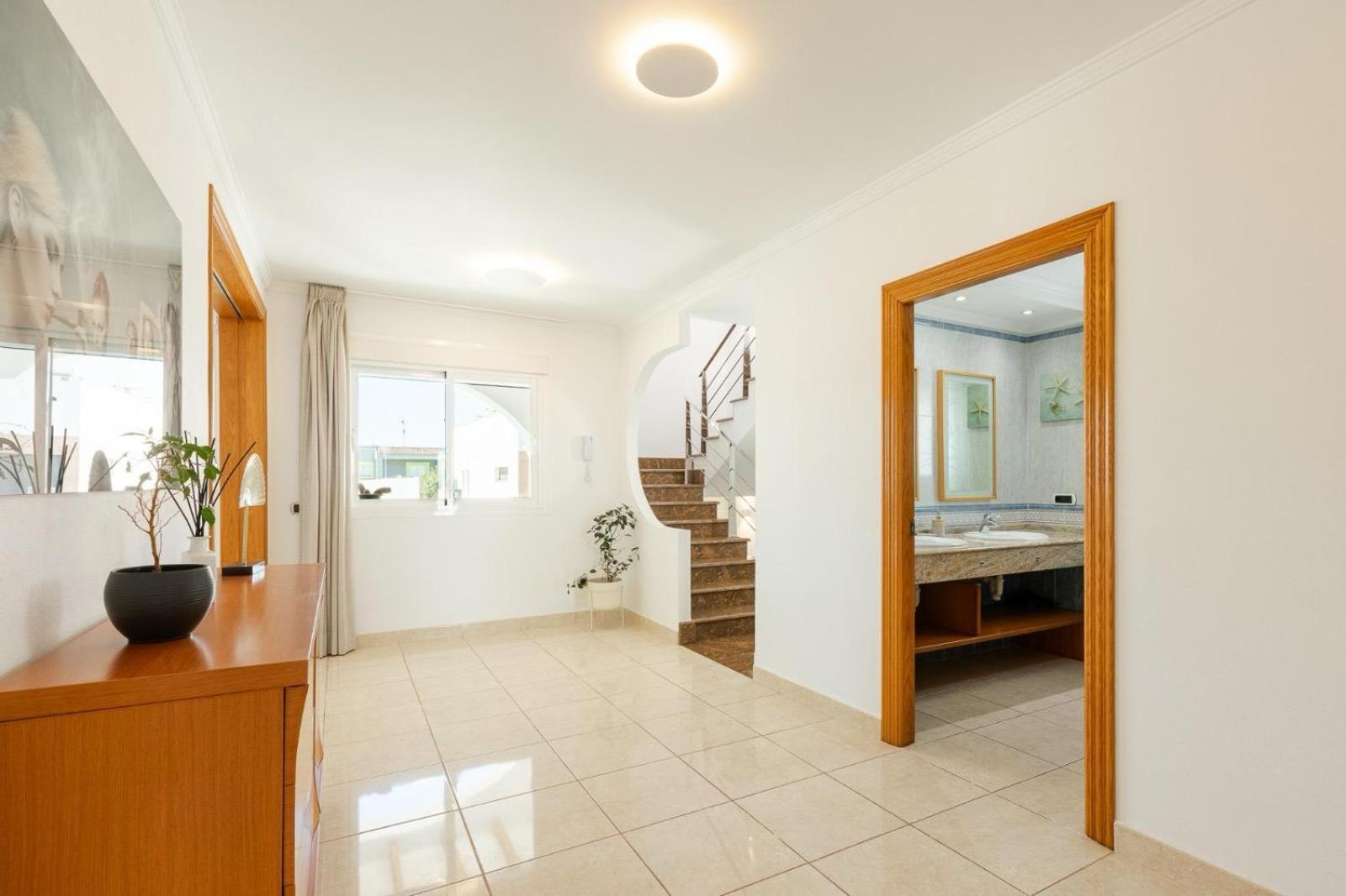 Luna Ibiza Centre 8 Pax Villa Puig D'en Valls