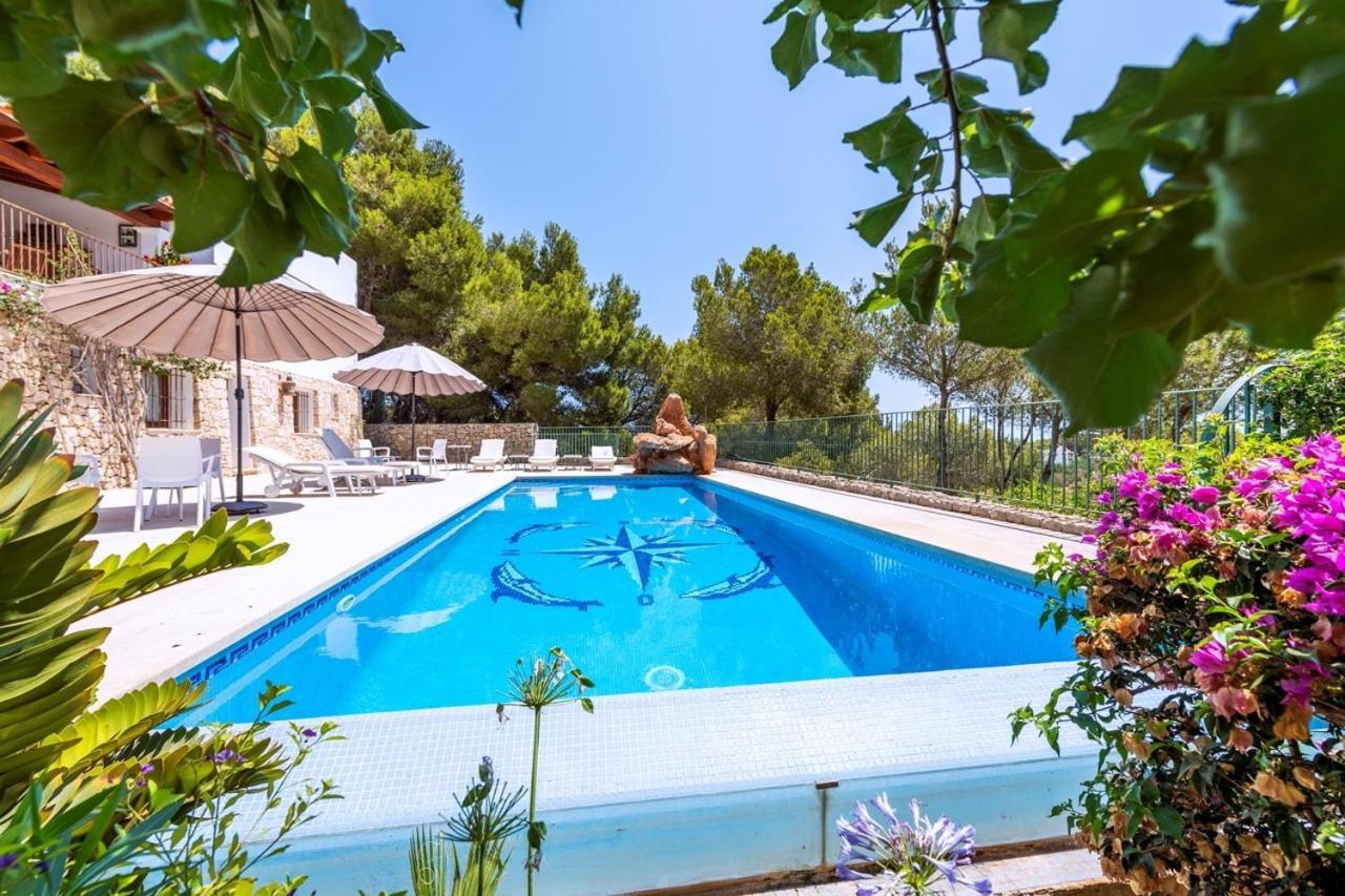 Azumar, Piscina, Jardin