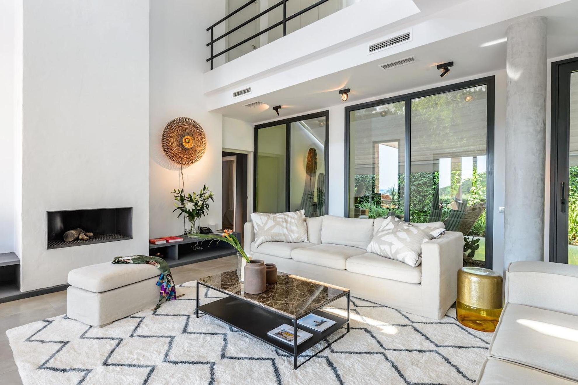 Villa Lifestyle Cap Martinet Ibiza