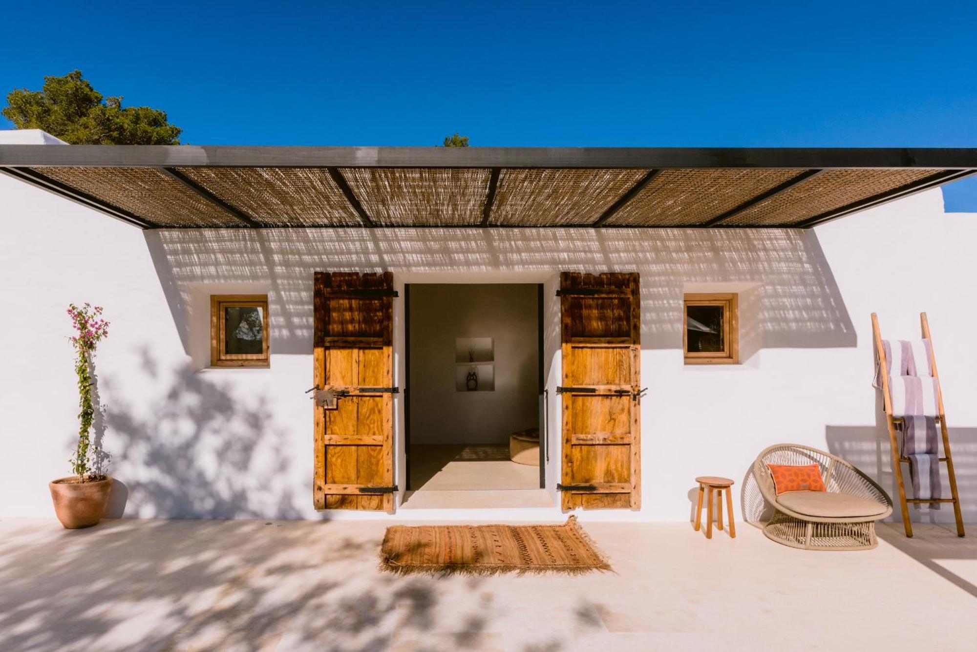 Es Pujolet Renovada 100 Porcien Un Refugio De Paz En El Corazon De Ibiza Piscina Ac Diseno Tranquilidad El Verdadero Ibiza Villa Sant Joan De Labritja