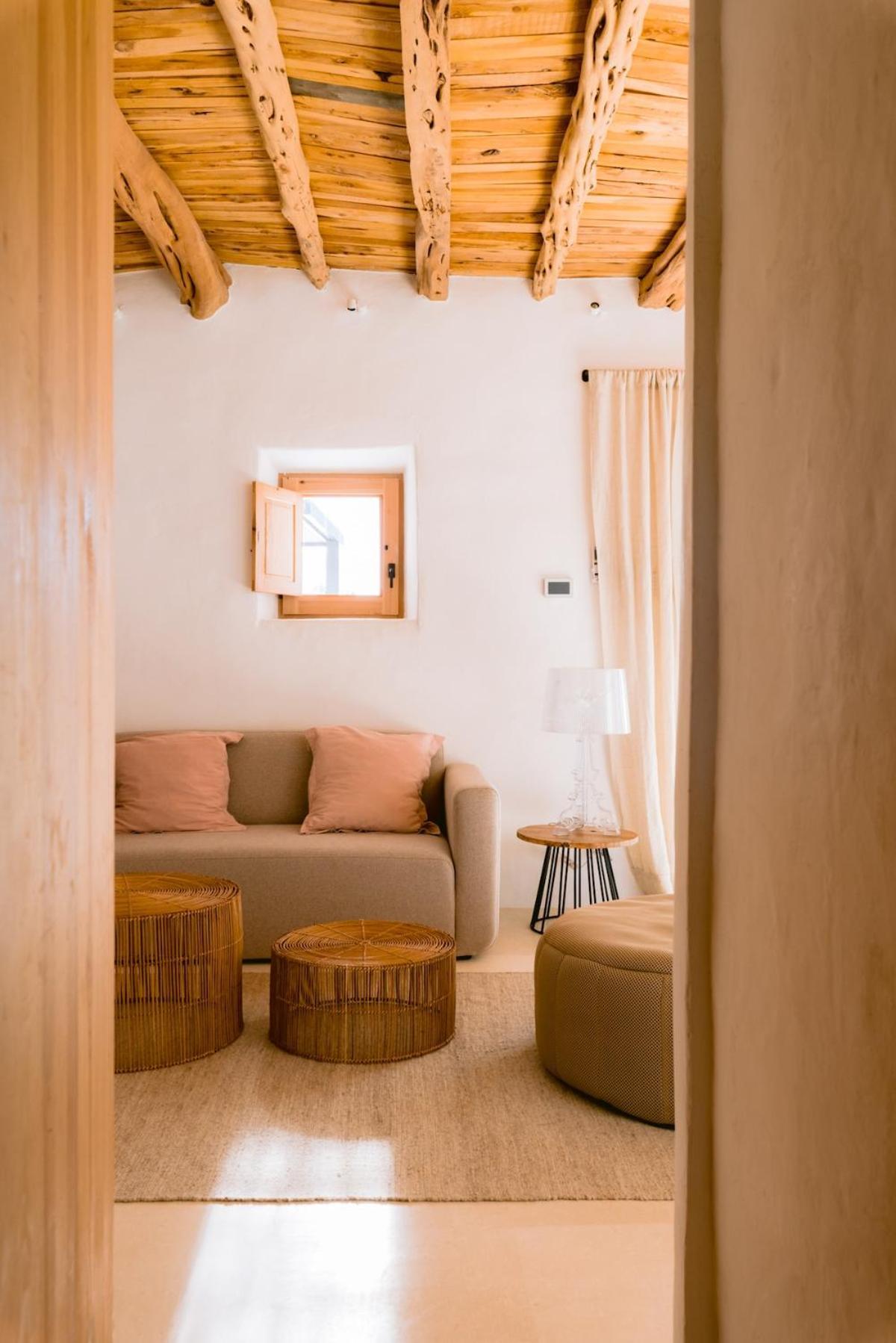 Villa Es Pujolet Renovada 100 Porcien Un Refugio De Paz En El Corazon De Ibiza Piscina Ac Diseno Tranquilidad El Verdadero Ibiza Sant Joan De Labritja