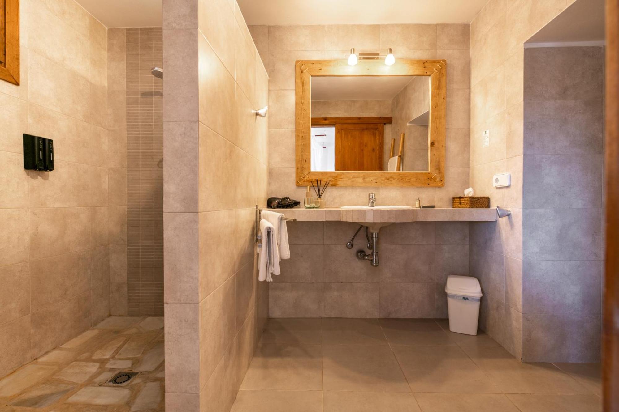 Valley Club - Ibiza Hotel