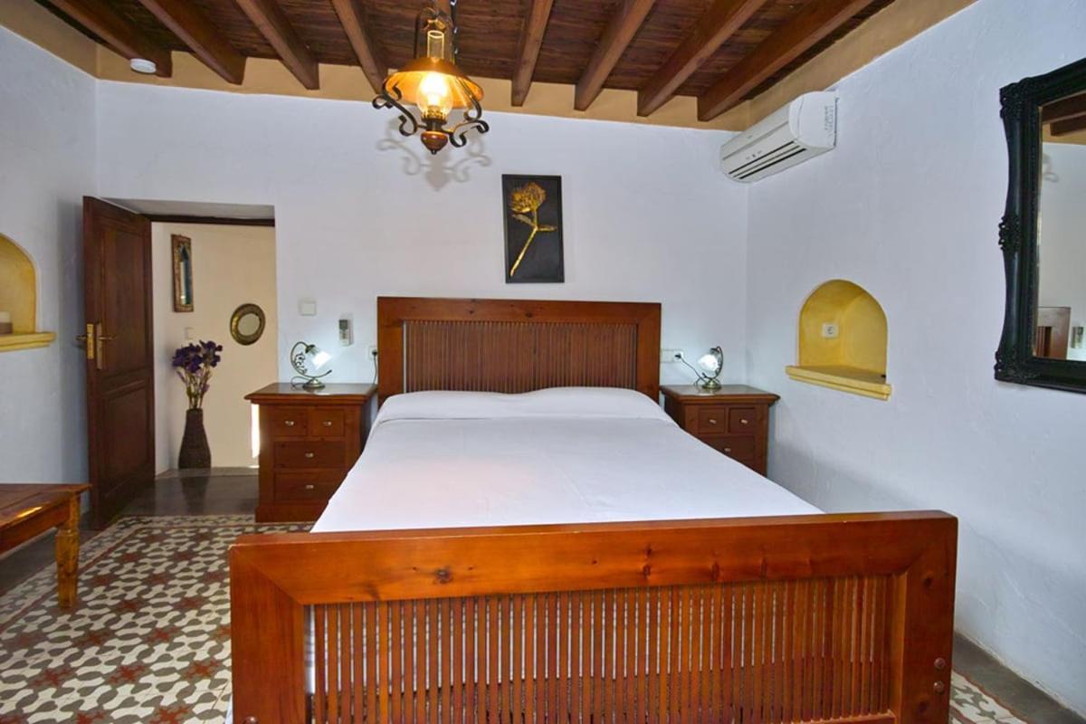 Maison Calme Wifi, Aircon, Private Pool * Santa Agnes de Corona