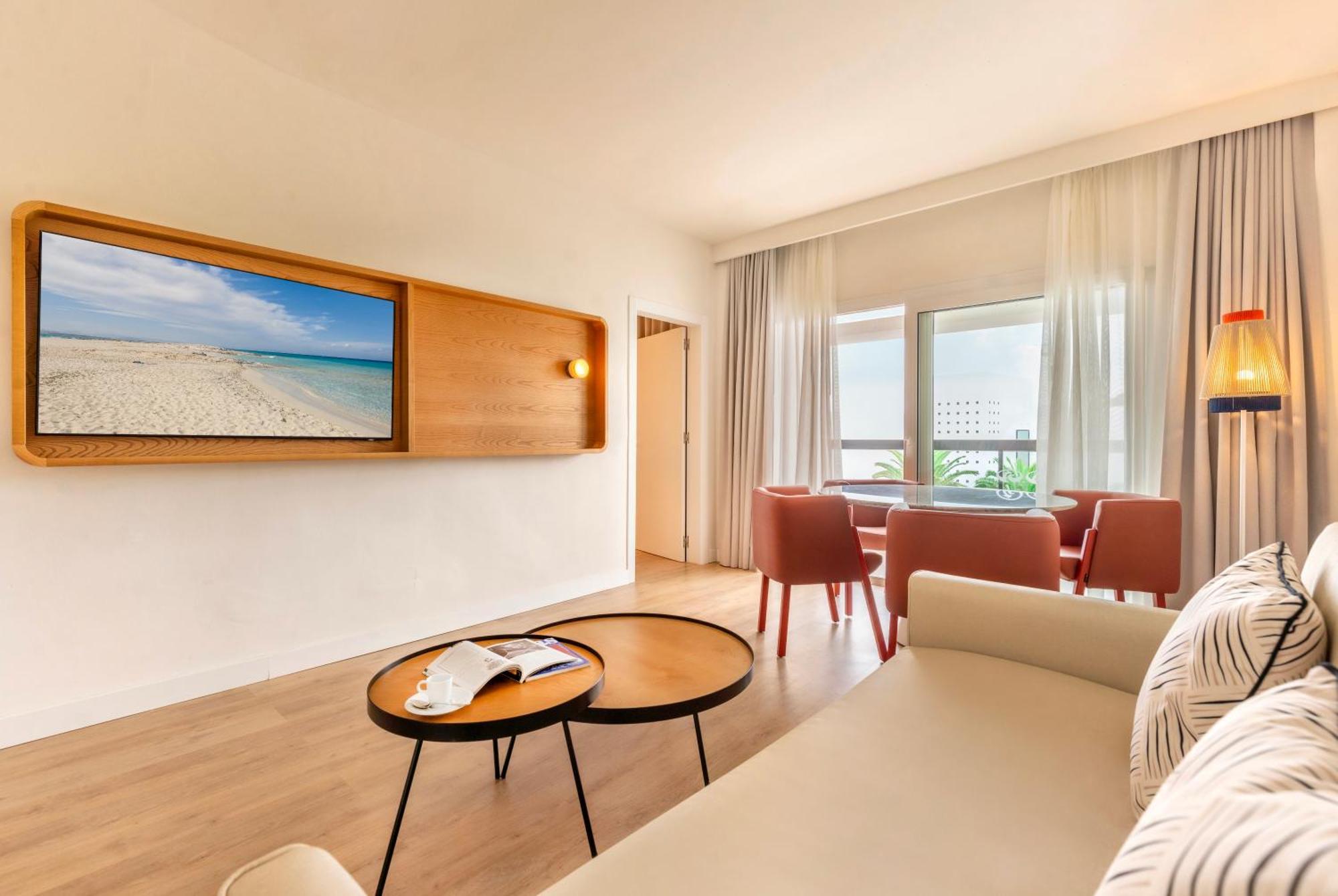 Grand Palladium Select Palace Ibiza 5* Platja d'en Bossa