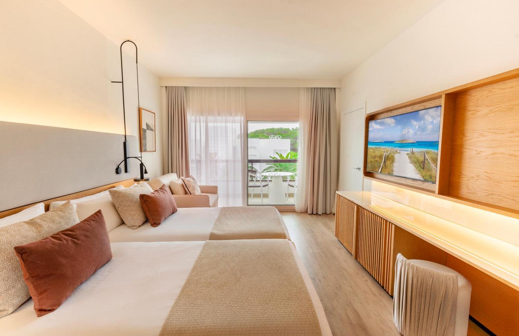 Grand Palladium Select Palace Ibiza Hotel