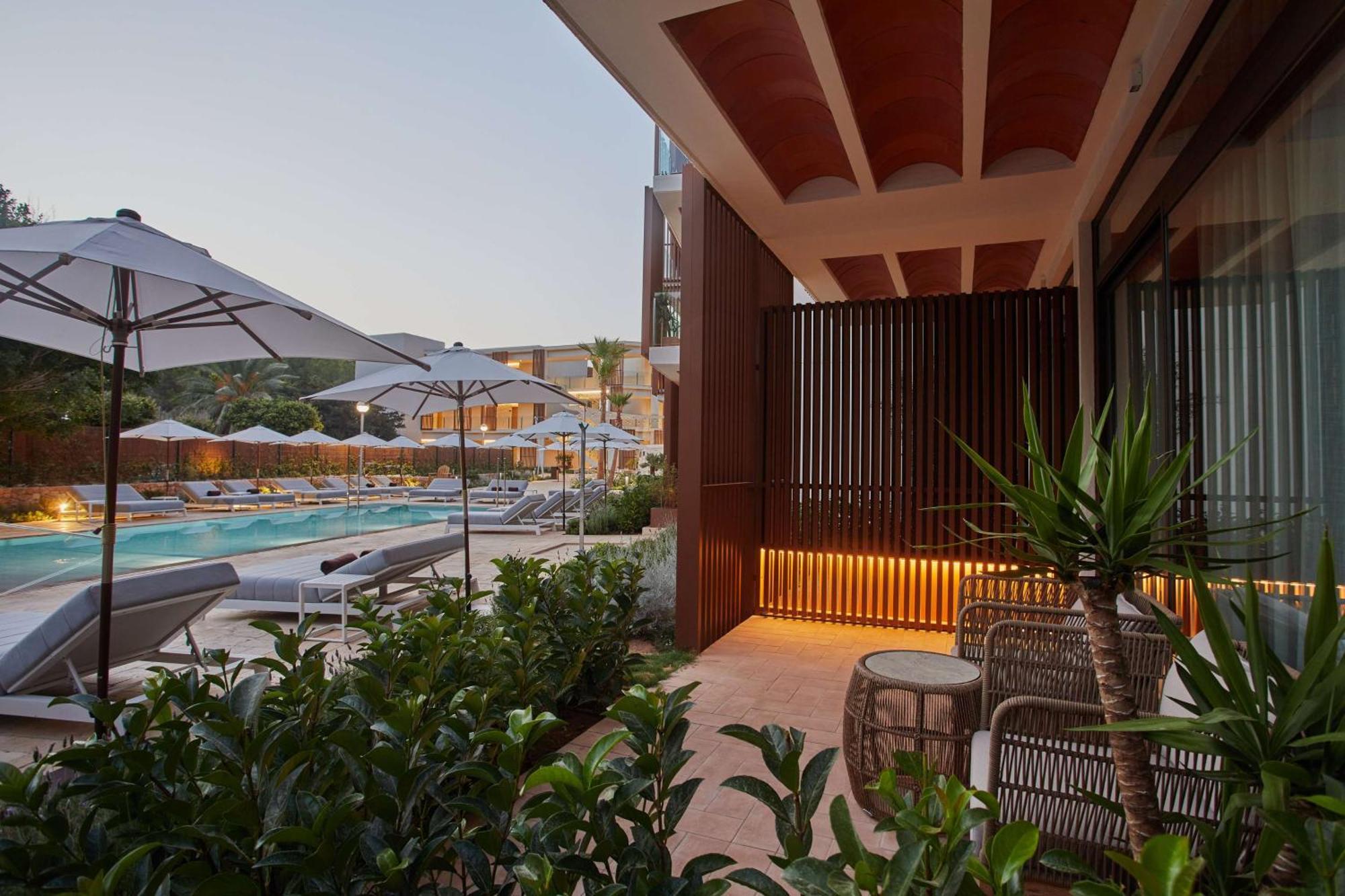 Cala San Miguel Ibiza Resort, Adults Only, Curio Collection By Hilton Hotel Port de Sant Miguel