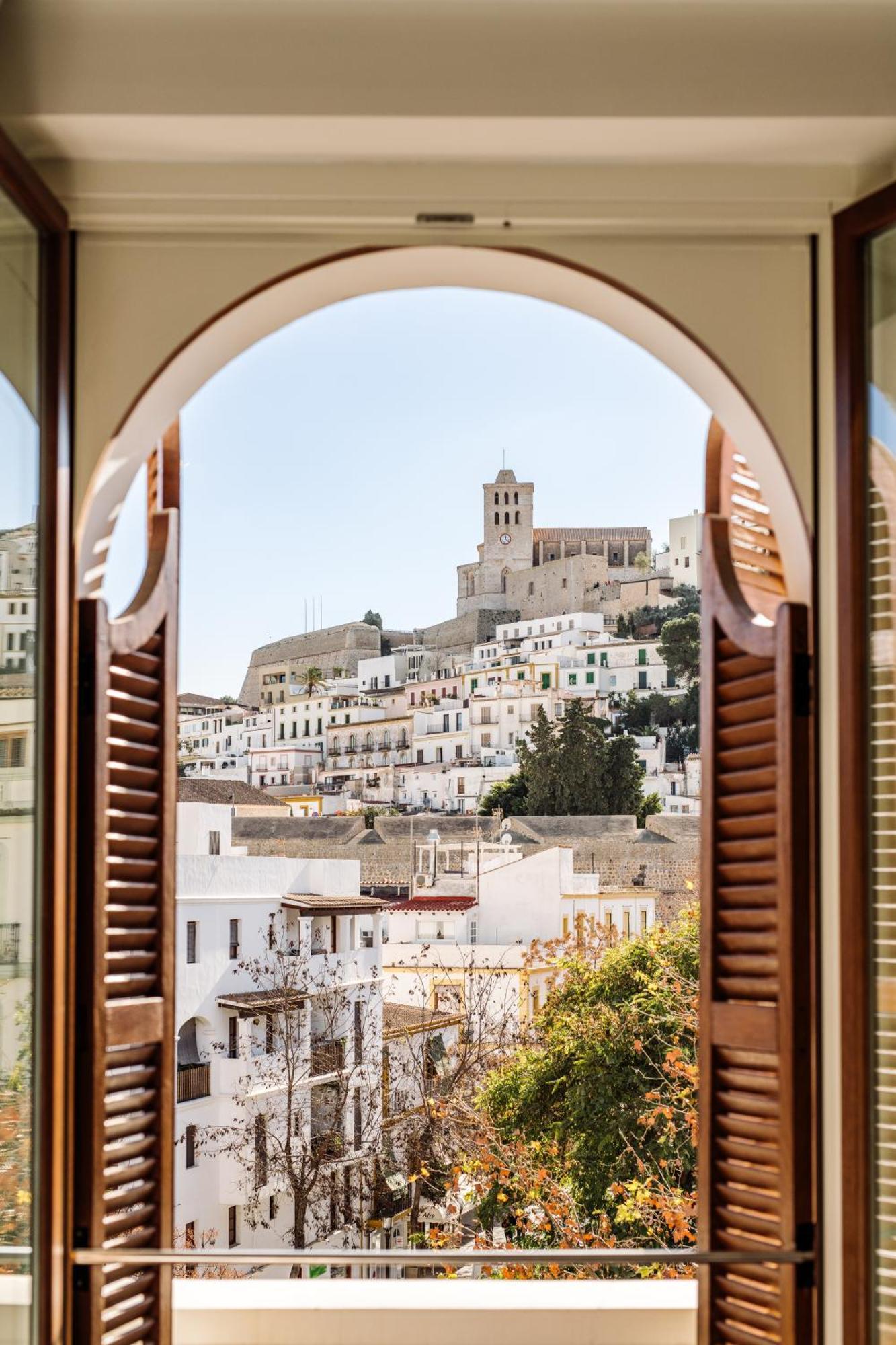 Montesol Experimental Ibiza Town