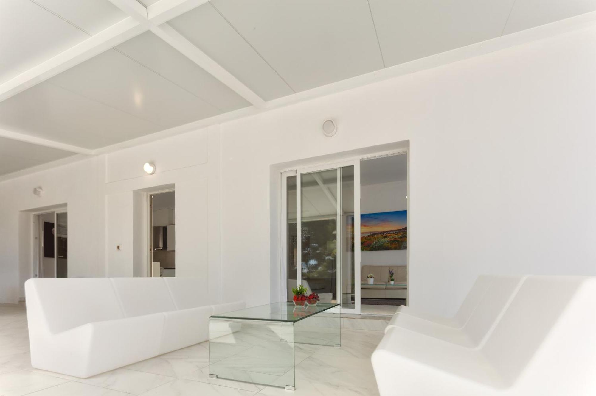 Boutique Bellotera Villa *
