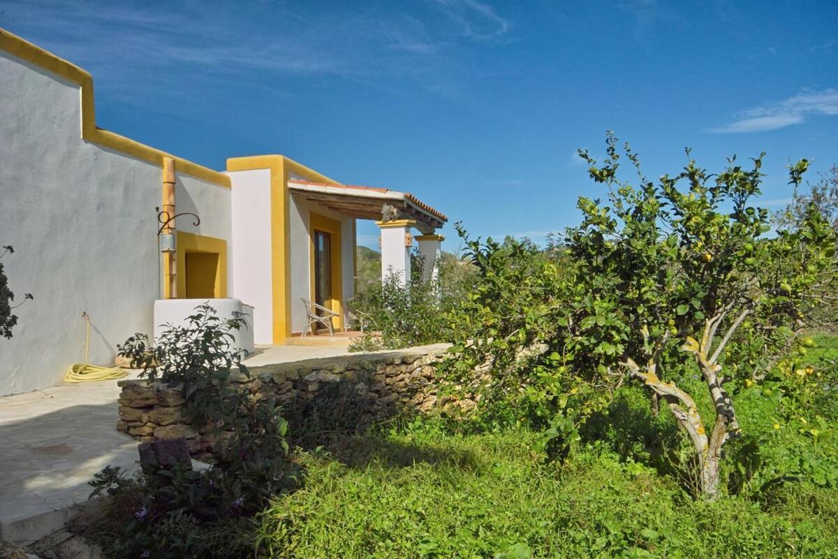 Colonial Wifi, Private Swimmingpool, Aircon