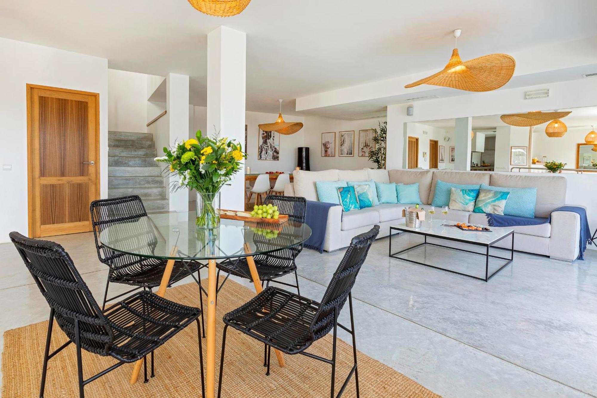 In Cala Salada Sleeps 14