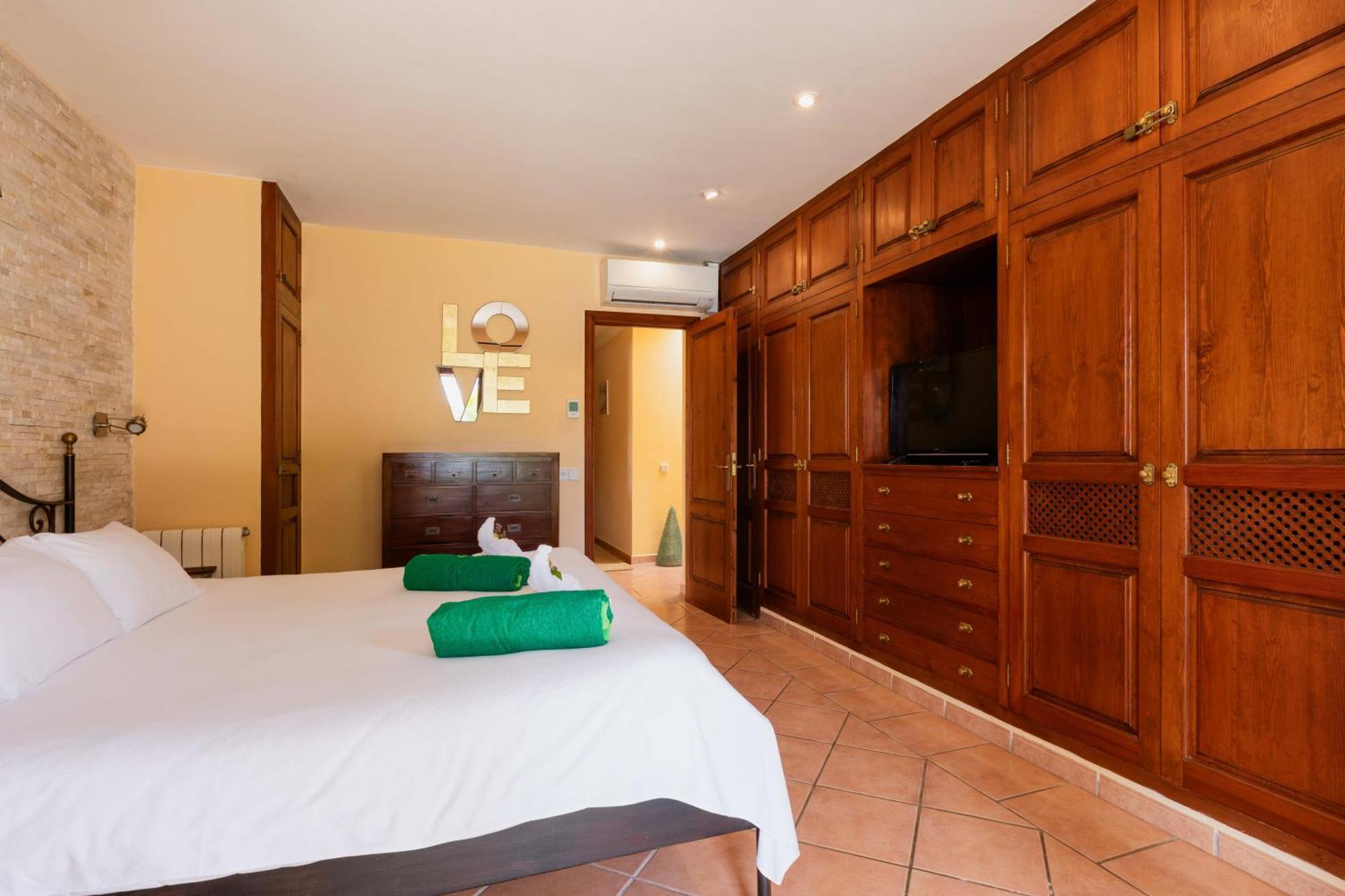 Beni - Santa Eulalia Santa Eulària des Riu