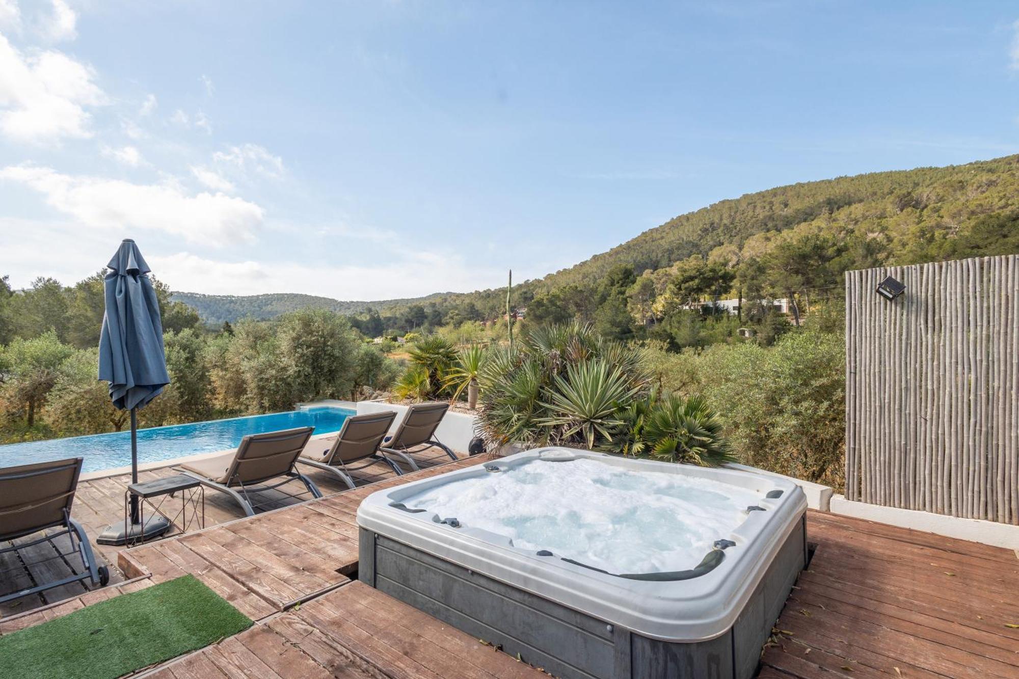 Ses Oliveres Villa *