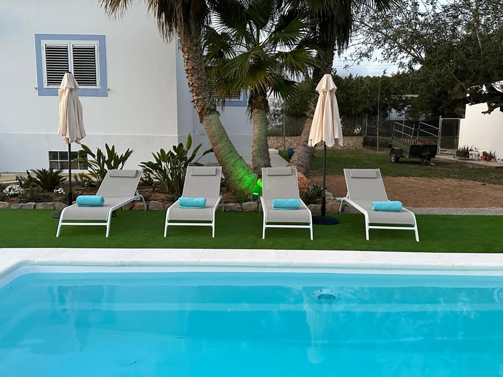 Prats Ibiza * San José