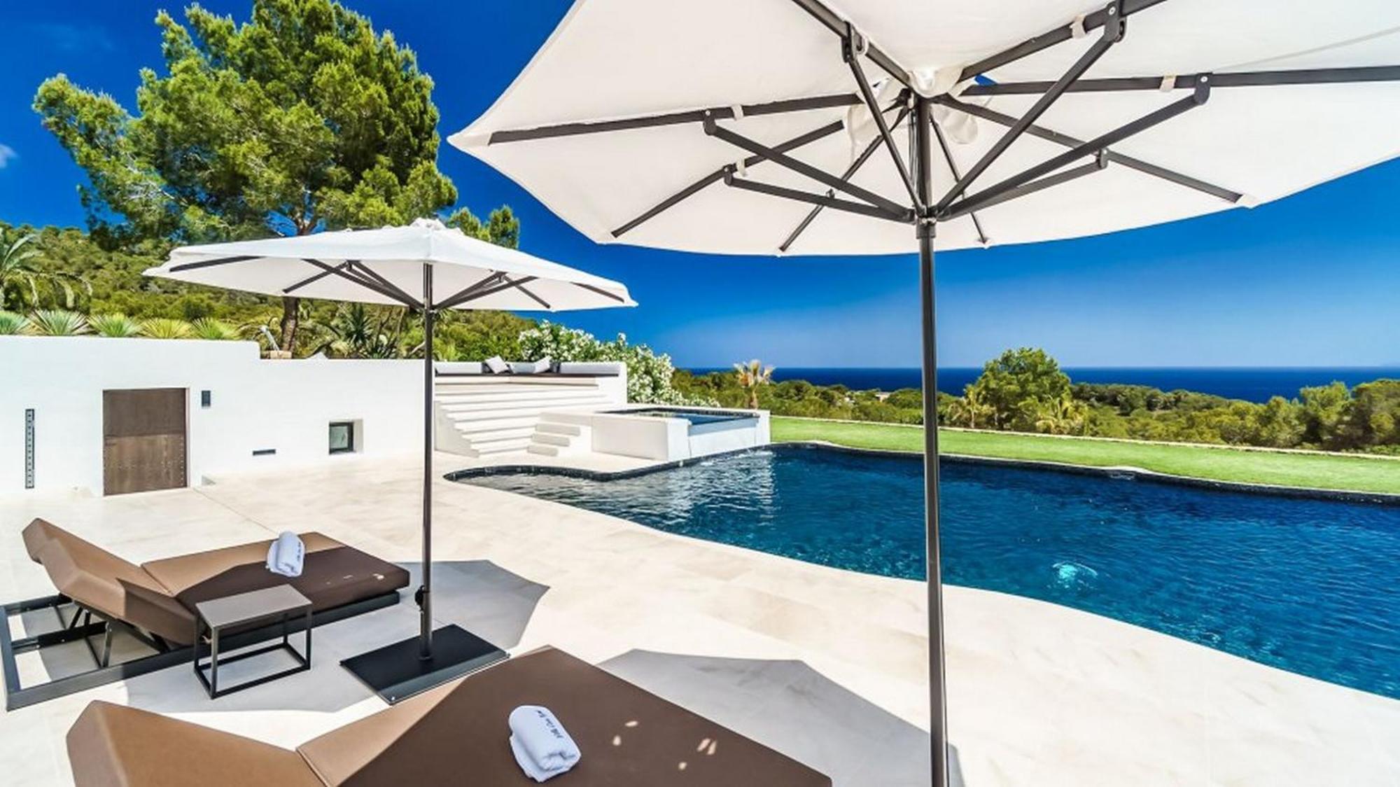Ideal Location, Seaview Apartment *
