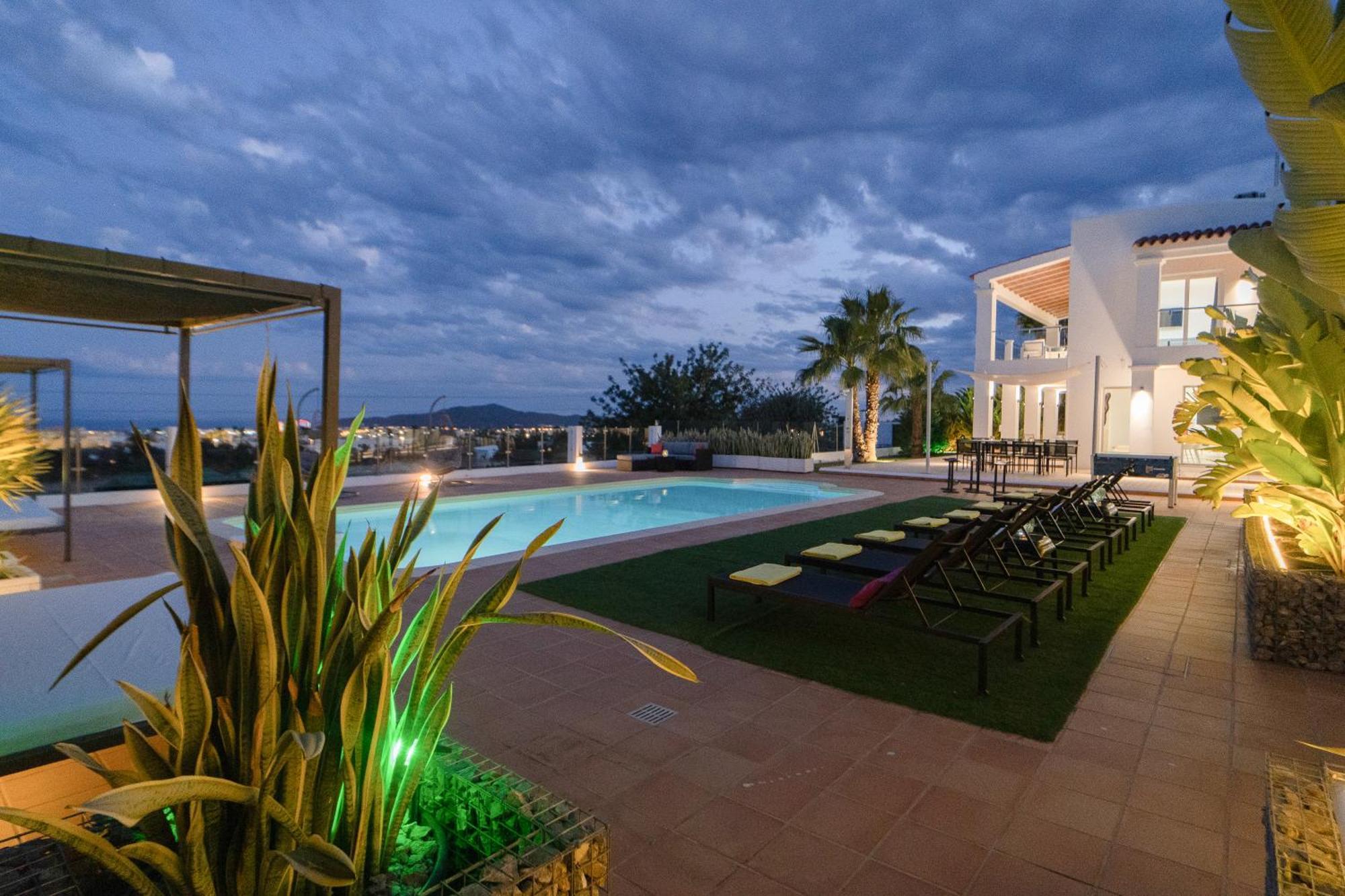 Villa Views Funtasa Ii