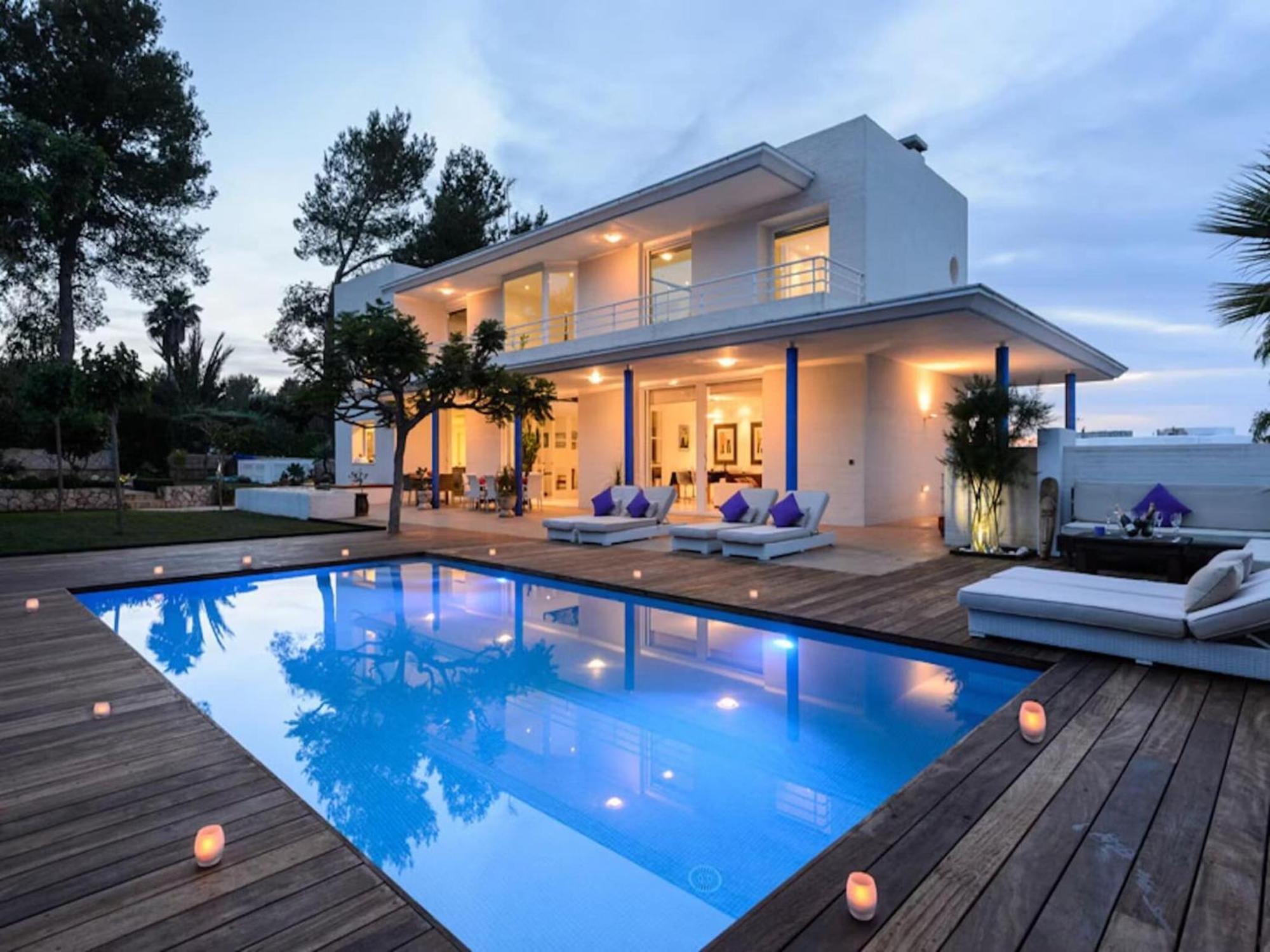 Villa Majestic Near *