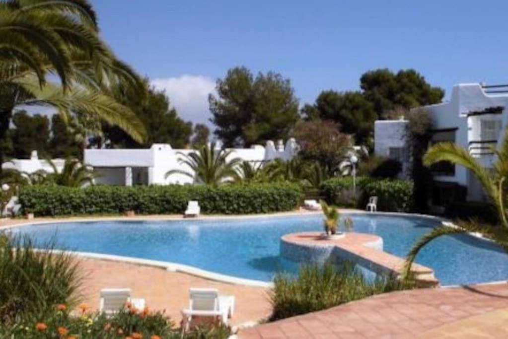 Aldea Bonsai 1 Santa Eularia des Riu
