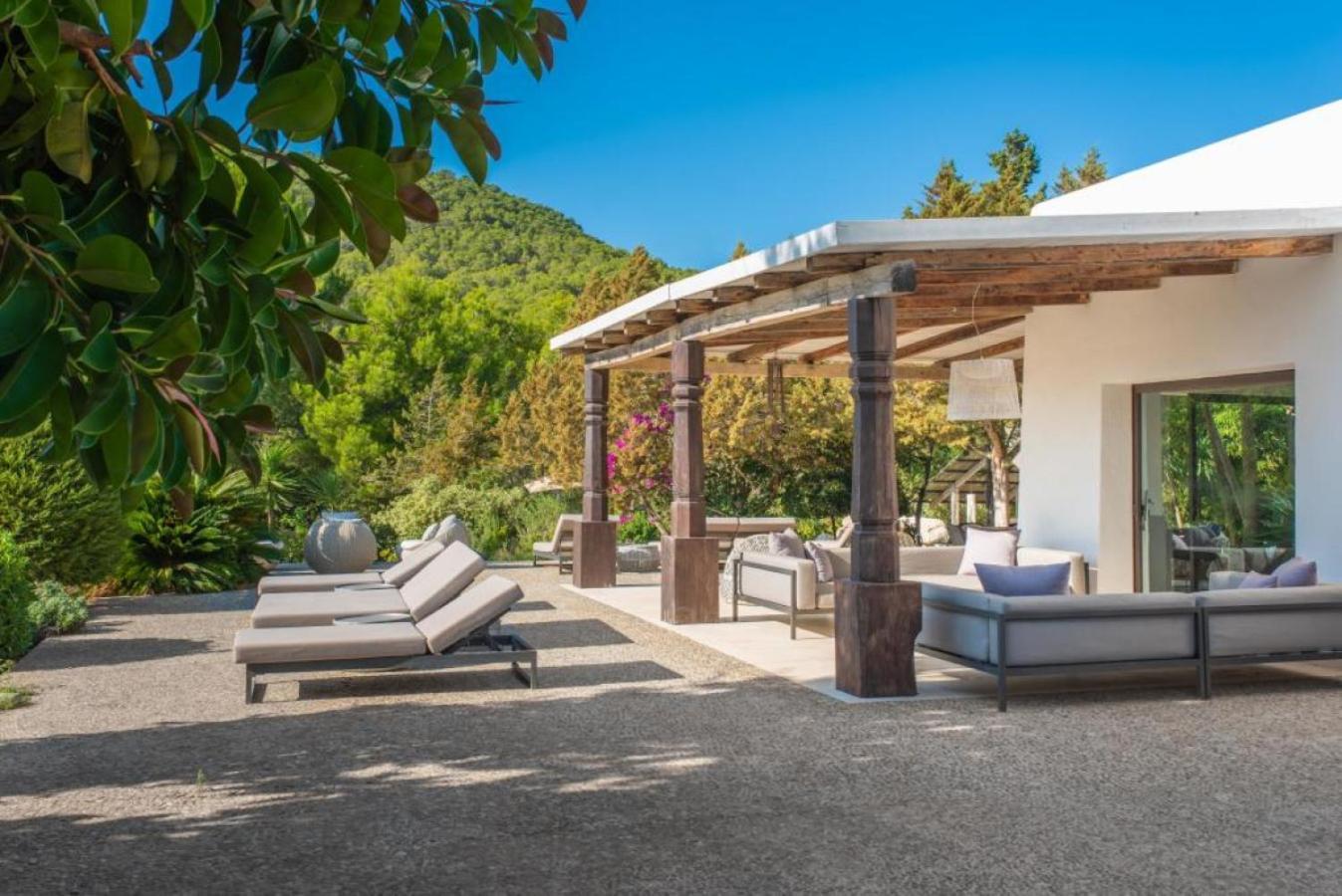 Clari Villa