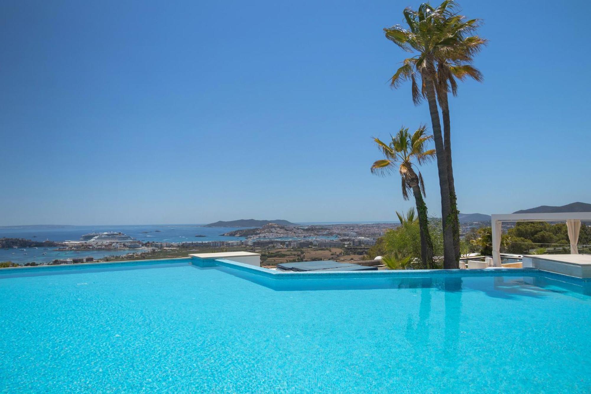 Mirage Ibiza * Nuestra Señora de Jesus