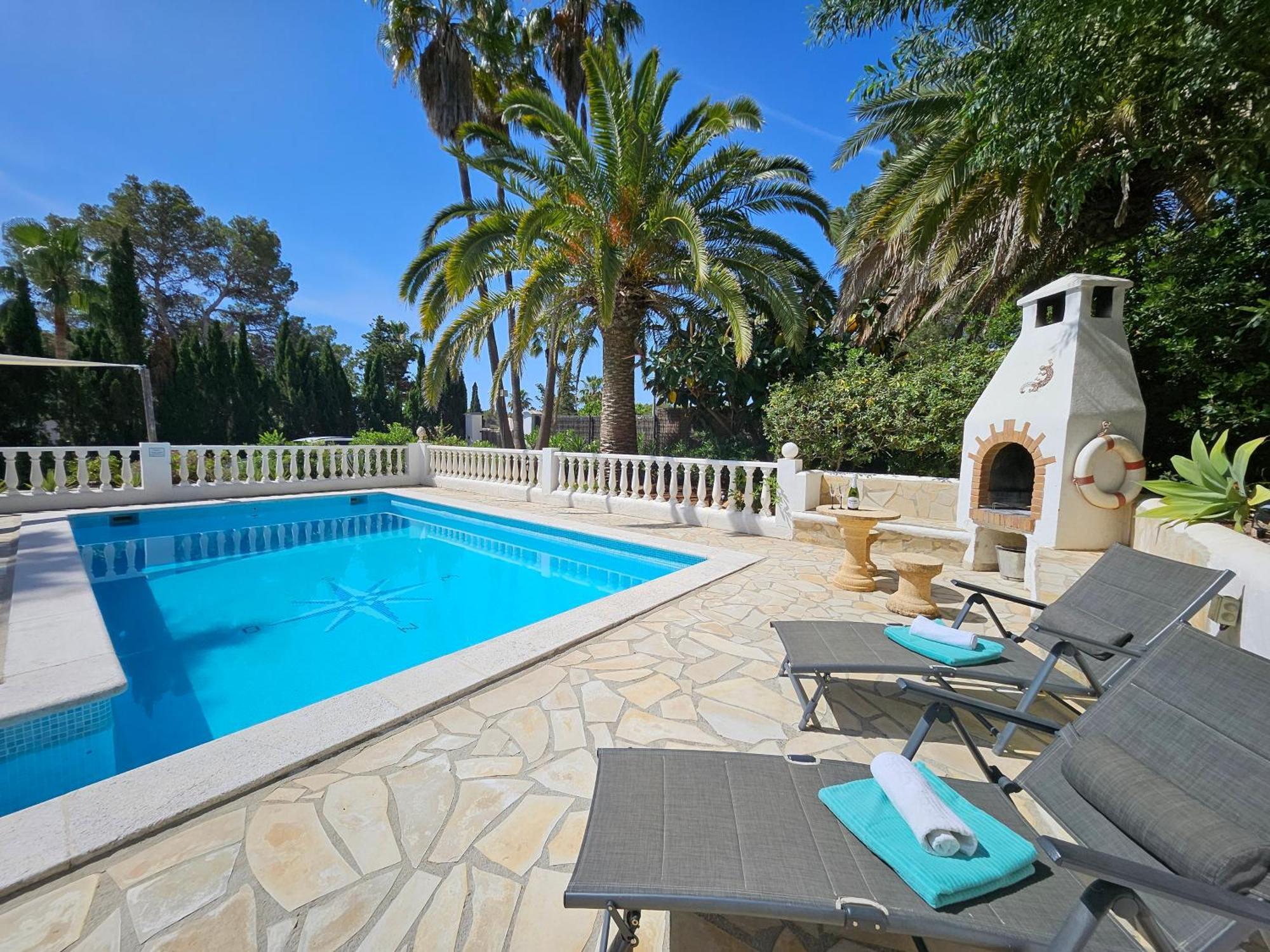 Holiday home Private Mit Eigenem Pool Unter Palmen