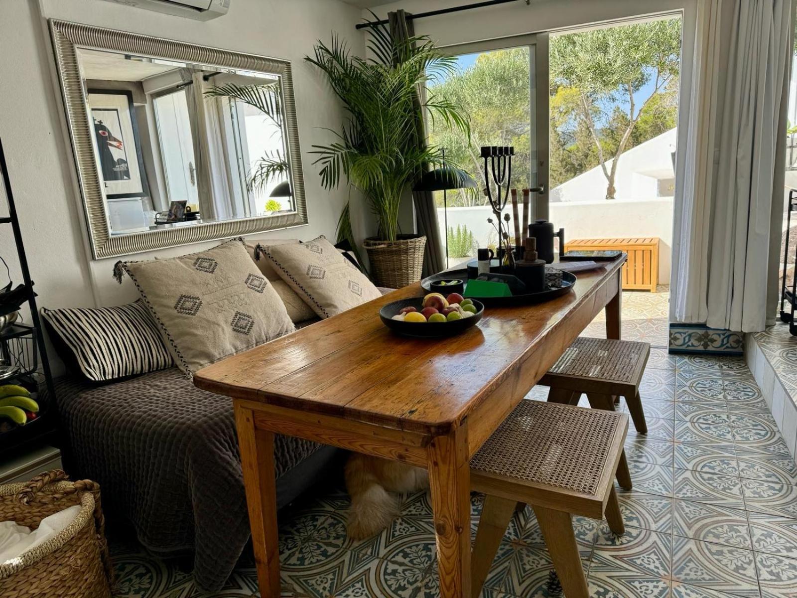 Private - Stunning View Salinas Apartment