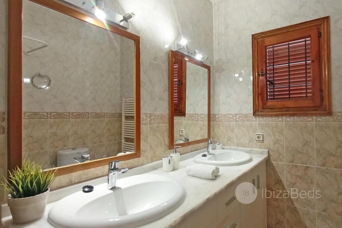 Maison Puig De Mar, Aircon, Pool, Wifi, Villa *