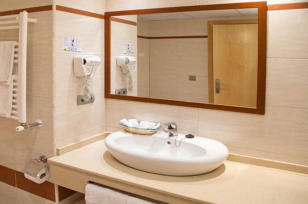 Hotel Vibra S'Estanyol 3* San Antonio (Ibiza)