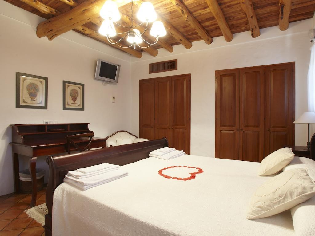 Mariano Ibiza Town