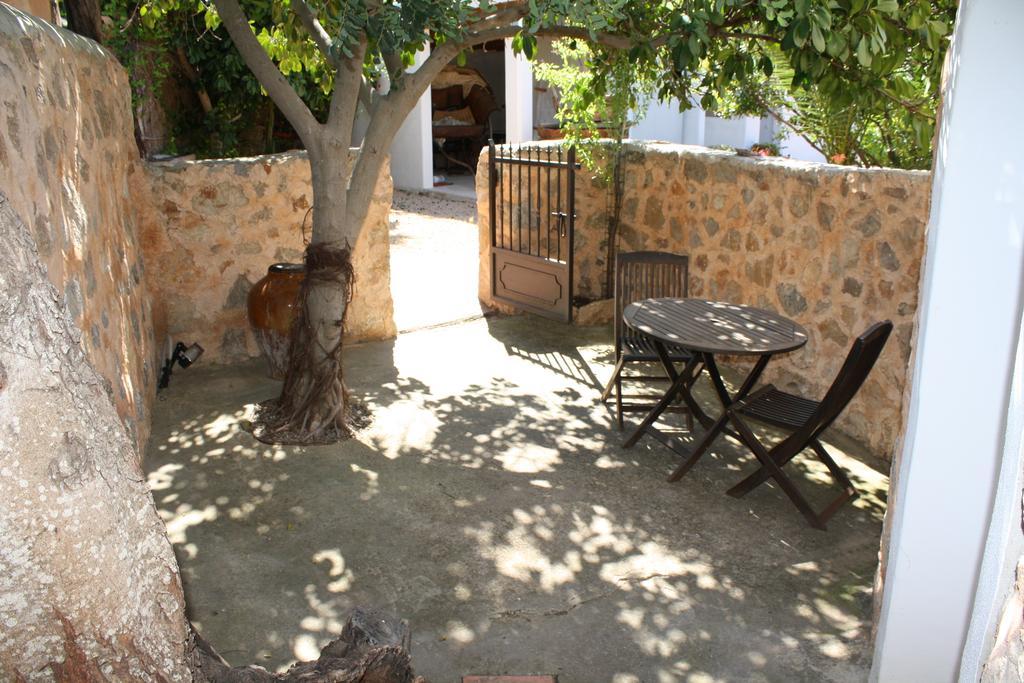 Farm stay Pere Sord *