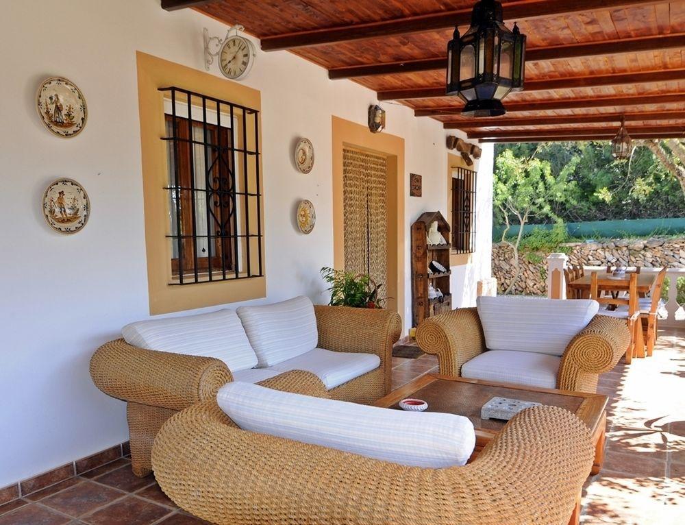 Cardona Villa Montecristo
