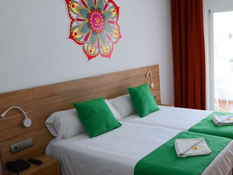 Vibra Bossa Flow - Adults Only 4*