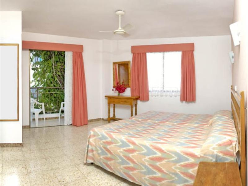 Manolita Guest house San Antonio (Ibiza)