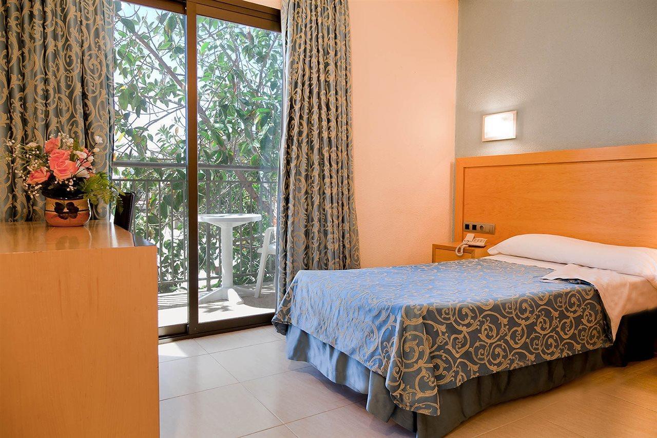 Hotel Vibra S'Estanyol 3* San Antonio (Ibiza)