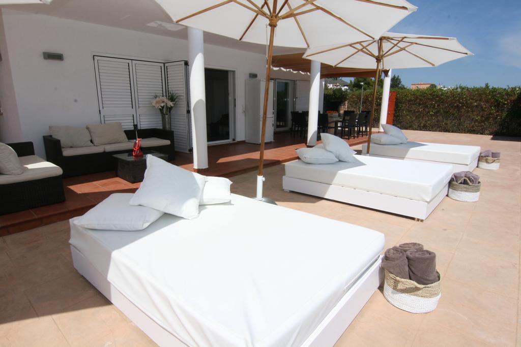 Mara Villa