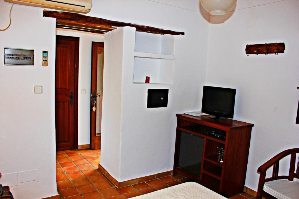 Fuster Sant Joan De Labritja