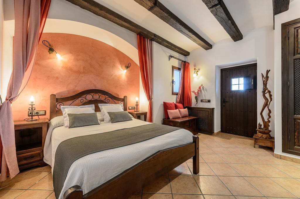 Almond San Antonio (Ibiza)