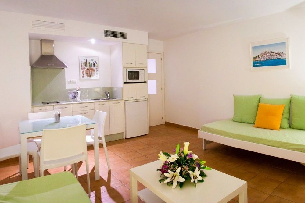 Aparthotel Llobet Ibiza Town