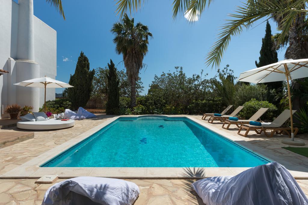 Villa Mercedes *