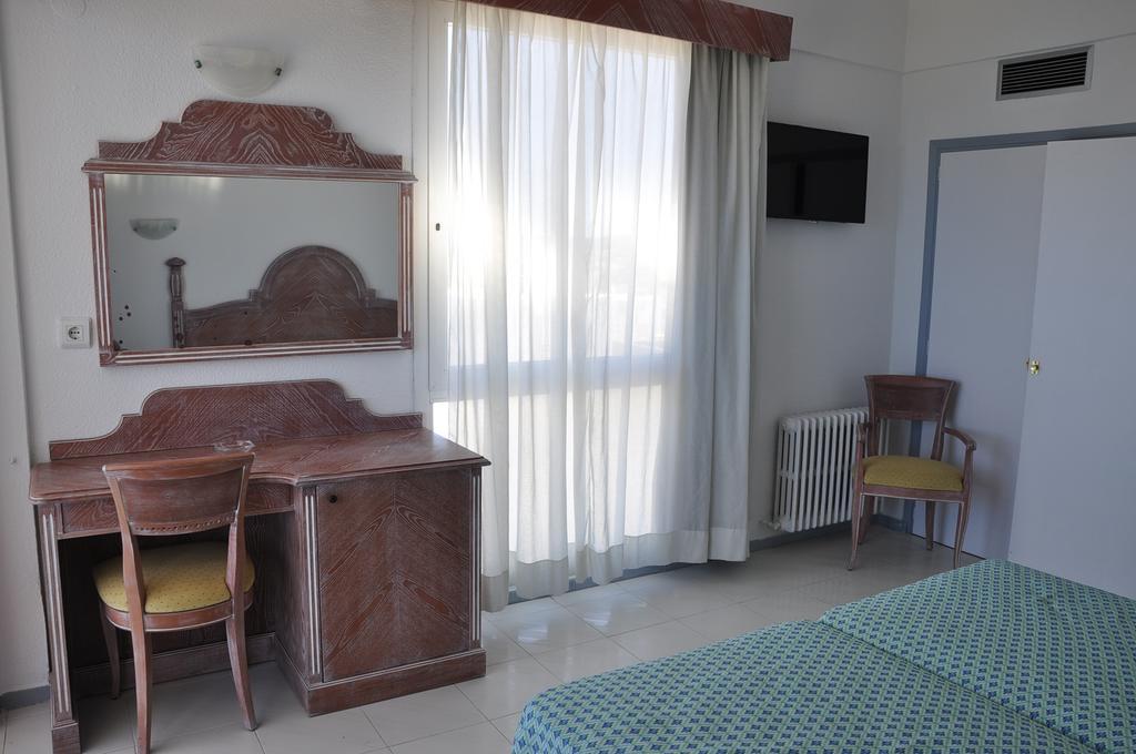 Neptuno Hotel 3*