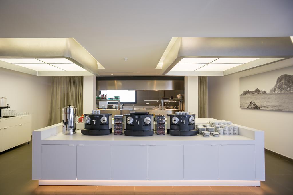 Aparthotel Migjorn Ibiza &