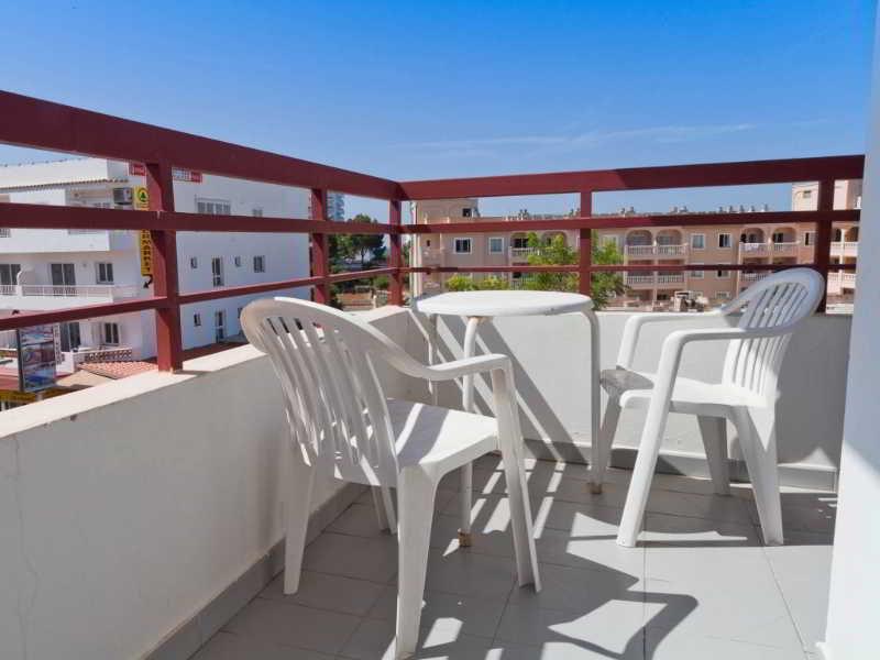 Sol Bay Aparthotel 2*