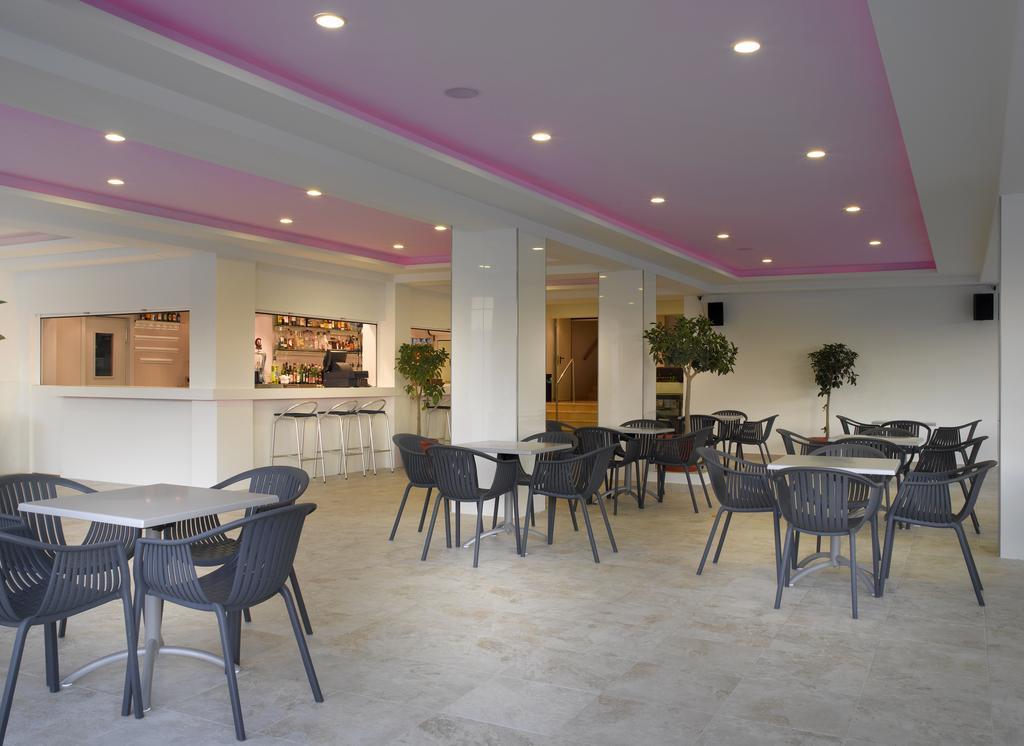 Hotel Palladium Cala Llonga - Adults Only 4*