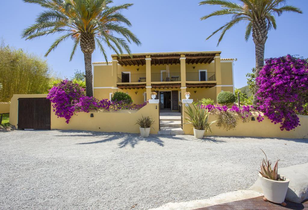 Las Mariposas Club Villa San Rafael De Sa Creu