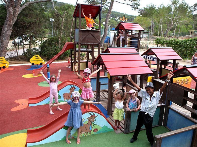Hotel Invisa Club Cala Es Figueral