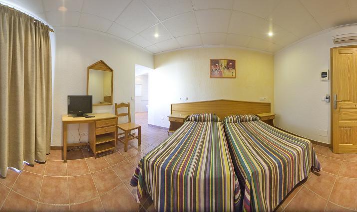 Hotel Adelino