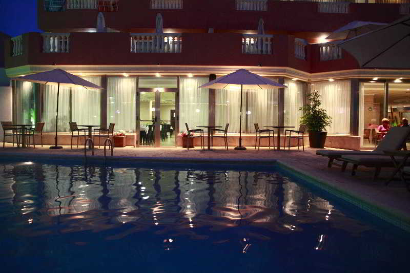 Fergus Paraiso - Adults Only Hotel