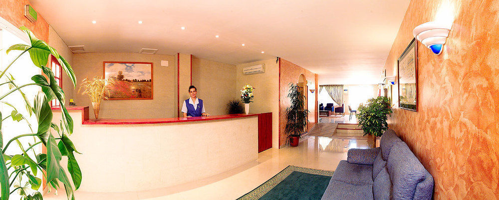 Aparthotel Sol Bay 2*